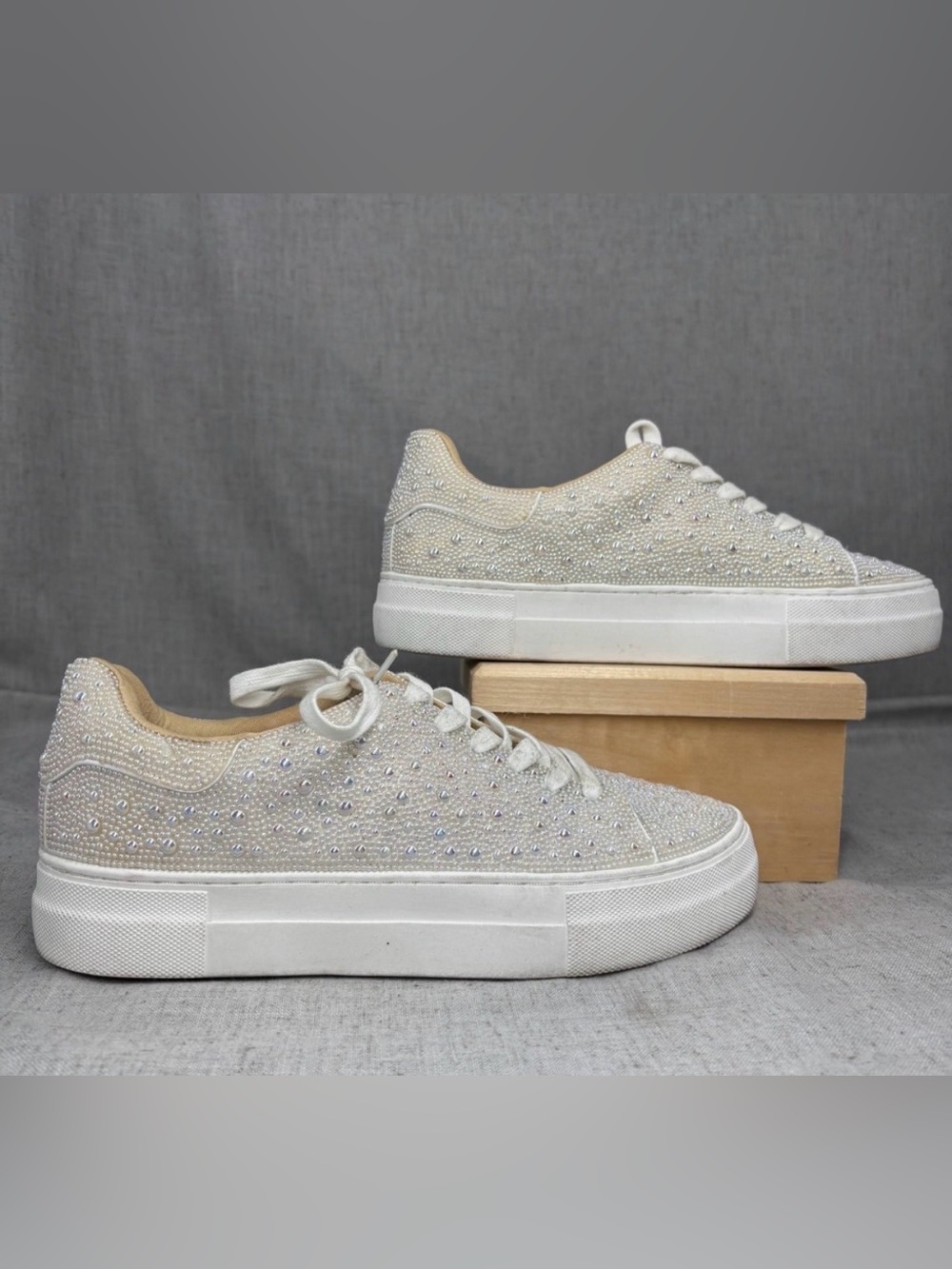 Betsey Johnson SIDNY Shoes Ivory Rhinestone Pearl Platform Sneakers Women's 9